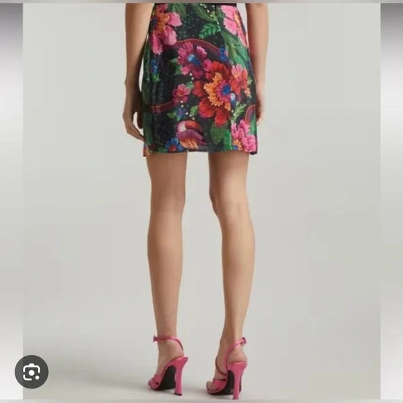 Farm Rio Blooming Garden Mini Skirt XS Twist Front Tropical Floral Print - Picture 2 of 9